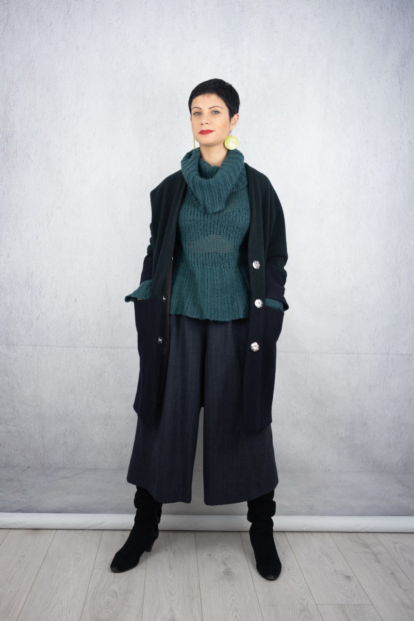 Chunky dark green jumper with wool colottes and oversized colour block coat